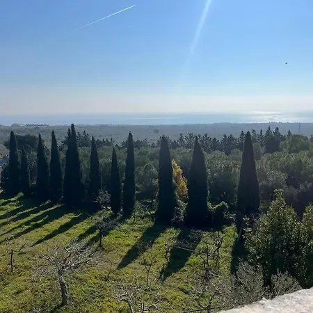 Casa Masseria Dell'800 Gargano. Le Mignole Apartment *